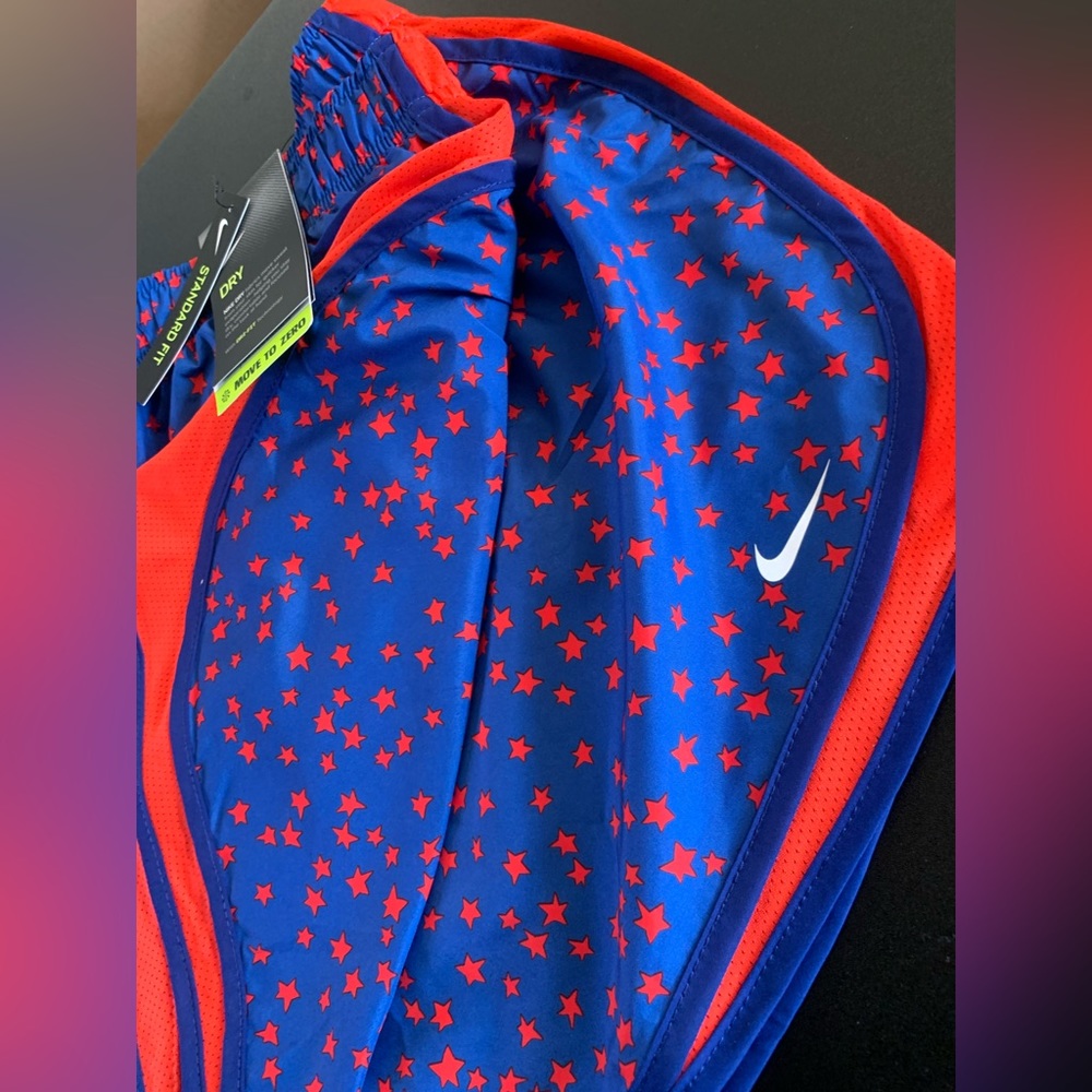 NIKE ACTIVE SHORTS